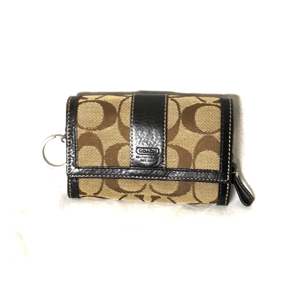 Coach classic wallet